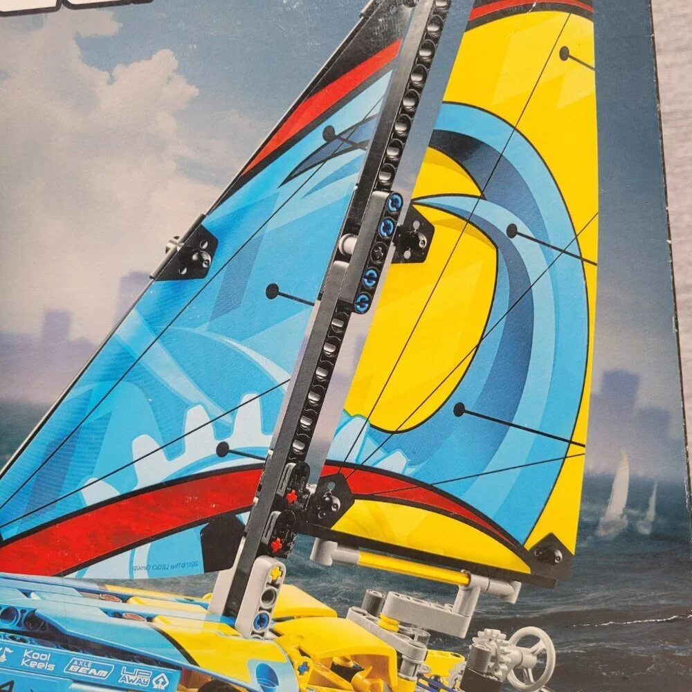 Lego Technic Racing Yacht 42074